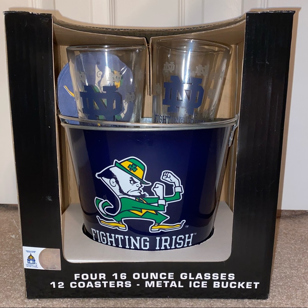 Notre Dame beer set